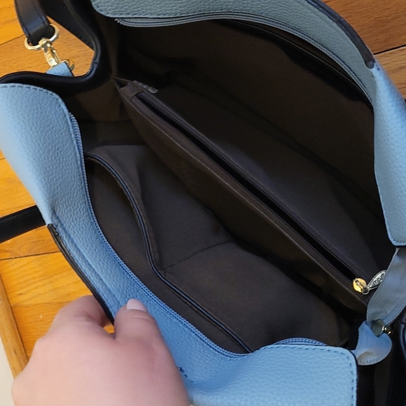 Satchel - Picture 4 of 8